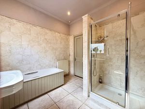 Photo 14- click for photo gallery